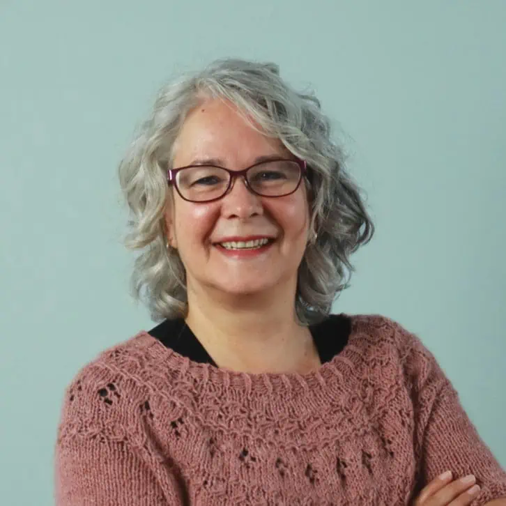 Photo de profil de Nathalie Bazinet, thérapeute relationnelle spécialisée en dynamique familiale